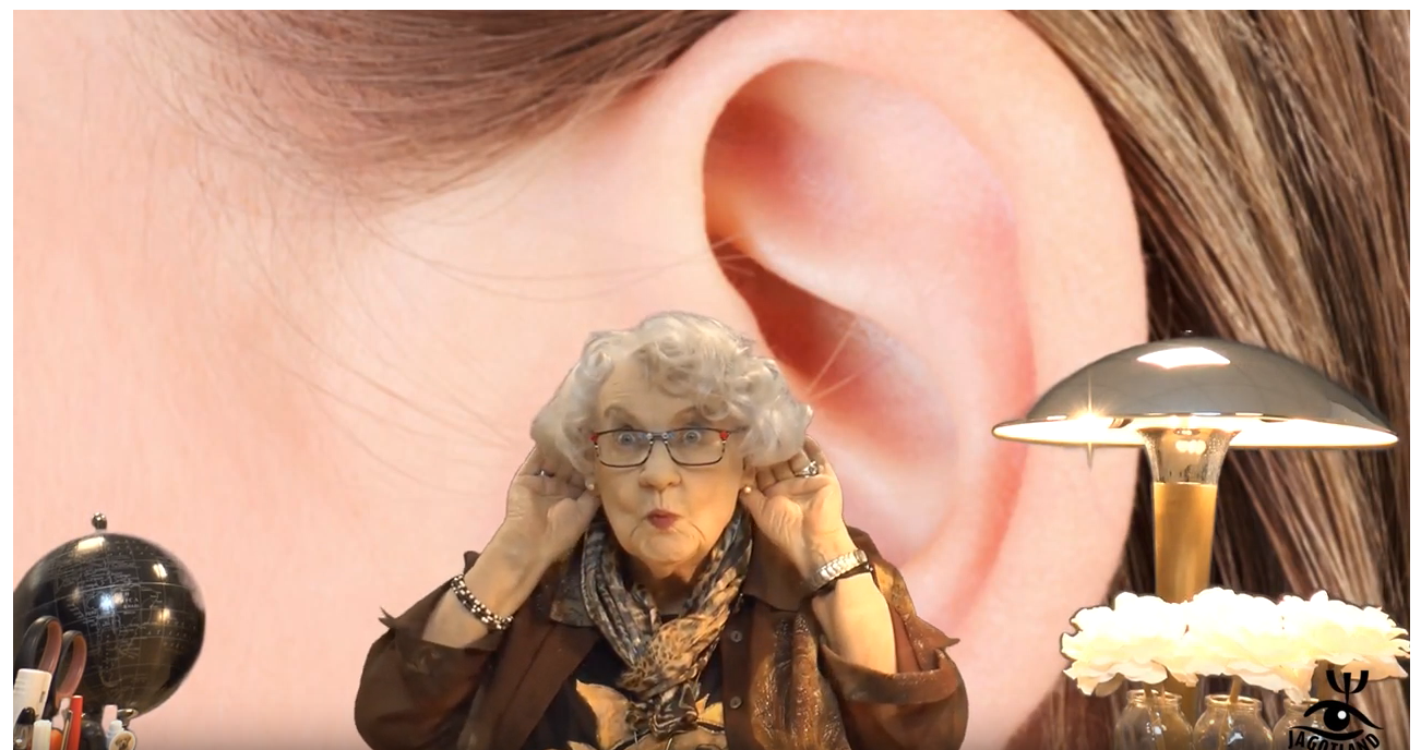 Vieux tubeurs image de Liliane devant une oreille