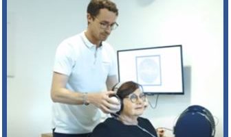 Image de Julien Le Cam, audioprothésiste au sein de la socité Phonème audio à Angers.